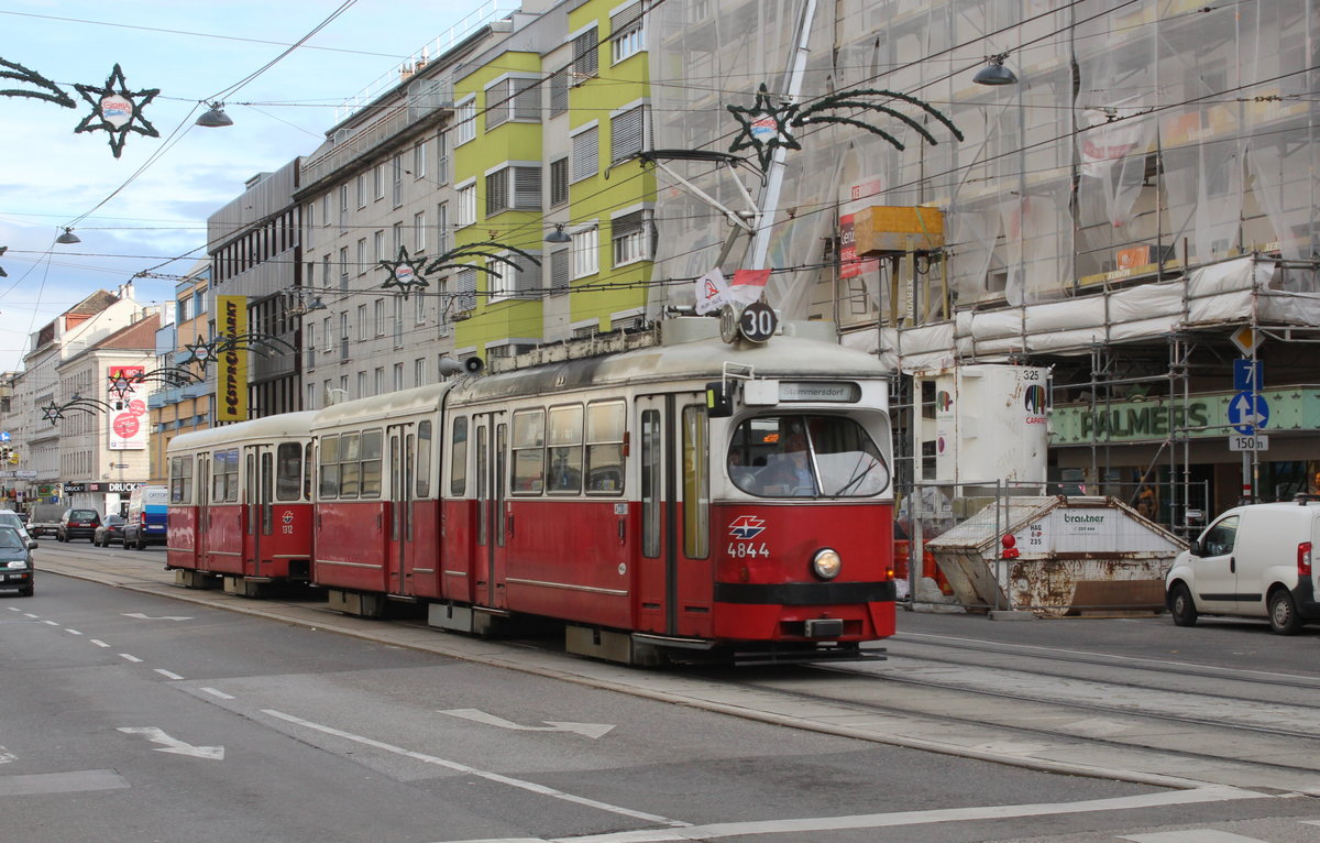 Wien Wiener Linien SL 30 (E1 4844 (SGP 1975) + c4 1312 (Bombardier-Rotax, vorm. Lohnerwerke, 1974)) XXI, Floridsdorf, Brünner Straße / Am Spitz / Schloßhofer Straße am 29. November 2019.
