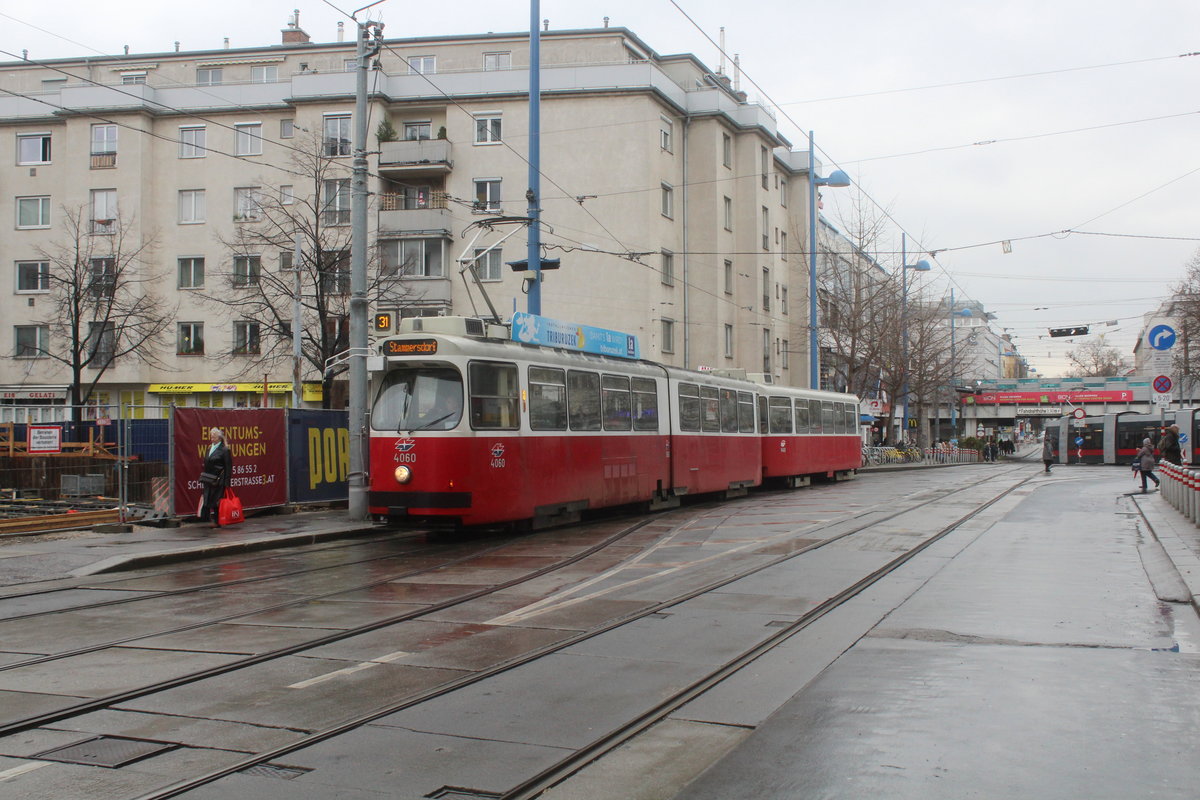 Wien Wiener Linien SL 31 (E2 4060 + c5 1460) XXI, Floridsdorf, Schloßhofer Straße am 16. März 2018.