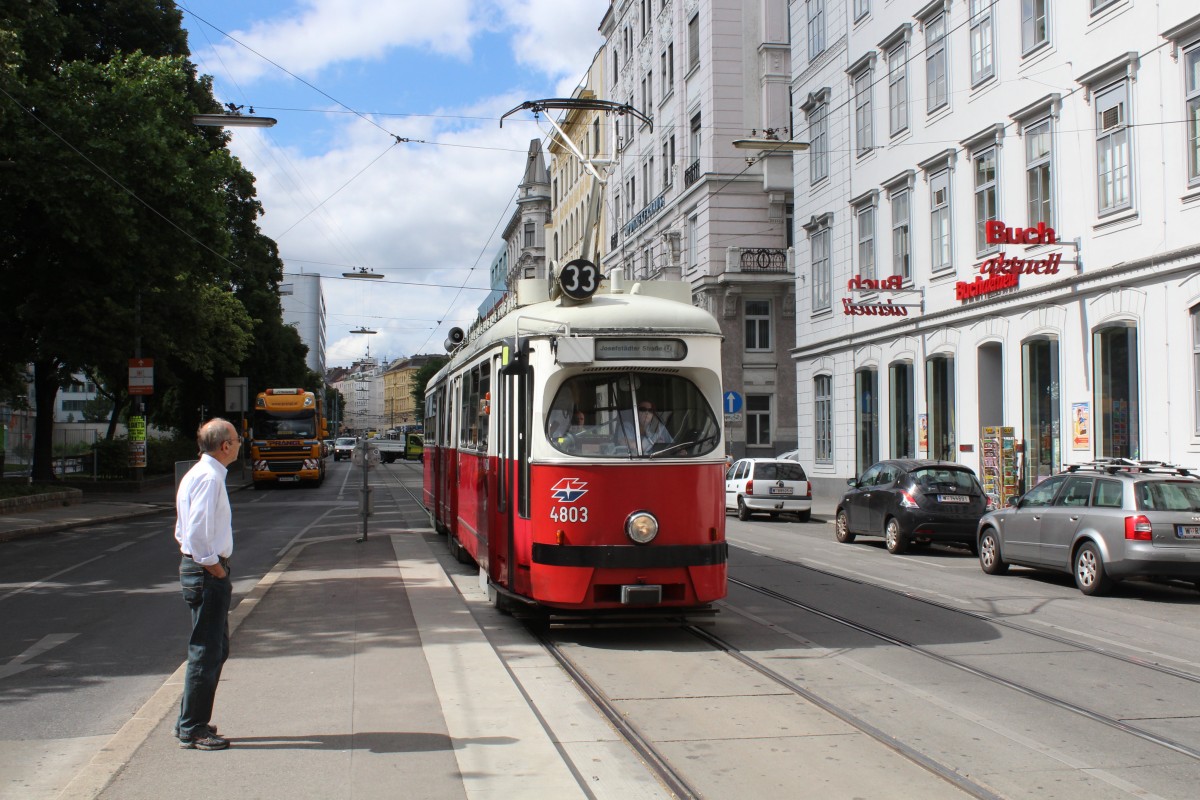 Wien Wiener Linien SL 33 (E1 4803) Spitalgasse / Währinger Strasse am 10. Juli 2014.