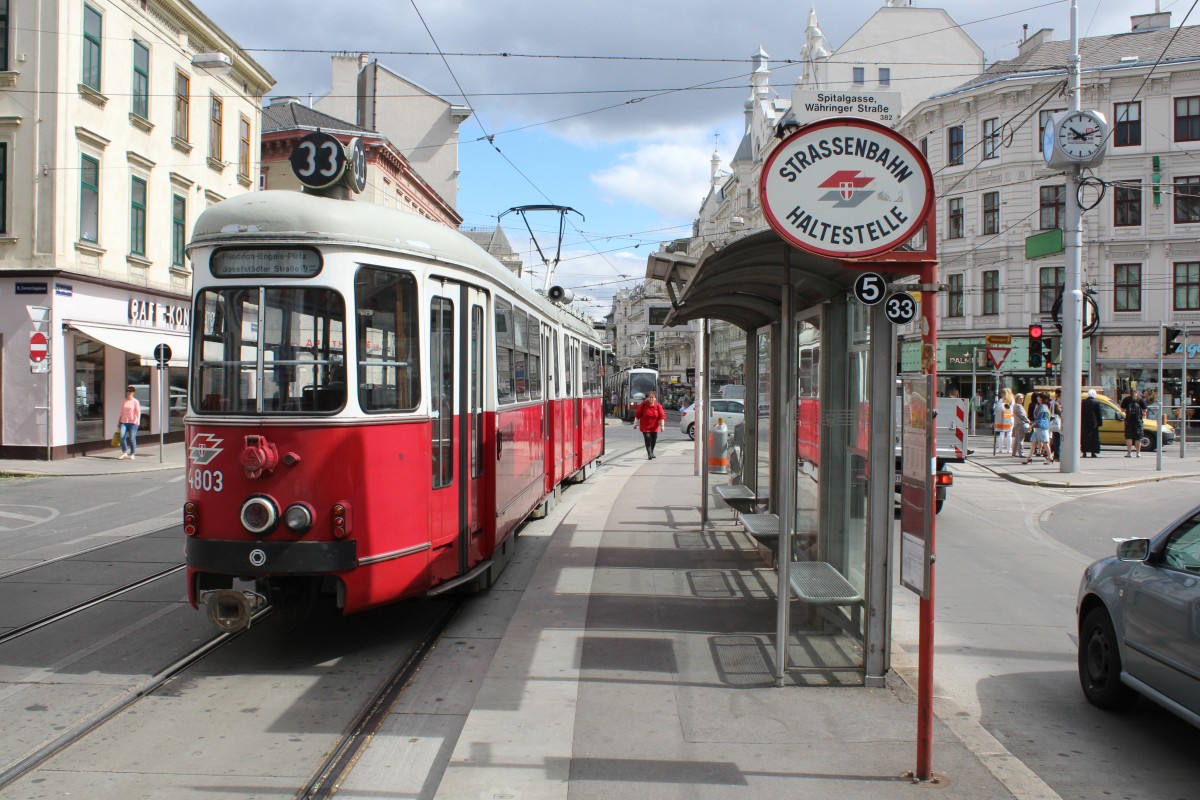 Wien Wiener Linien SL 33 (E1 4803) Spitalgasse / Währinger Strasse am 10. Juli 2014.
