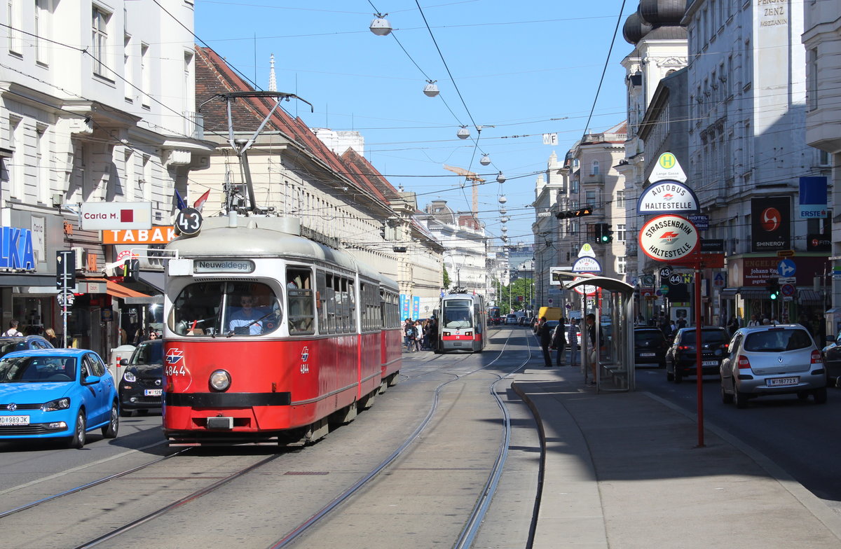 Wien Wiener Linien SL 43 (E1 4844 + c4 1357) Alser Straße / Spitalgasse / Lange Gasse am 11. Mai 2017.