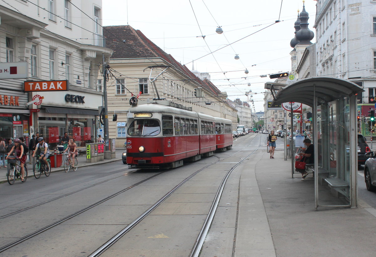 Wien Wiener Linien SL 43 (E1 4855 + c4 1355) IX, Alsergrund, Alser Straße / Spitalgasse am 27. Juni 2017.