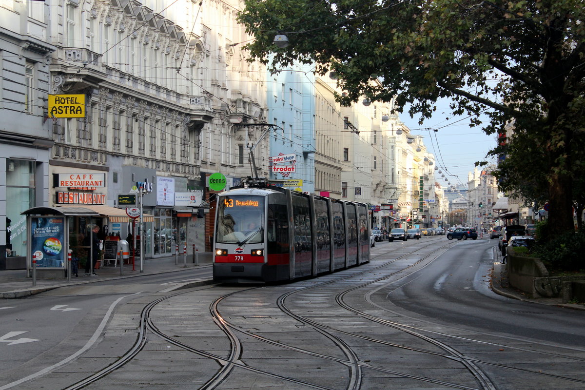 Wien Wiener Linien SL 43 (B1 778) IX, Alsergrund, Alser Straße / Brünnlbadgasse /  Kinderspitalgasse am 21. Oktober 2017.