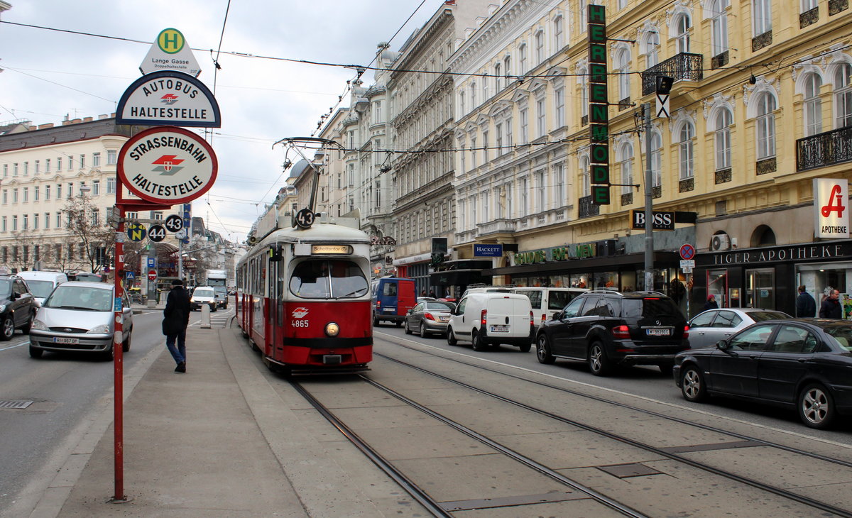 Wien Wiener Linien SL 43 (E1 4865 + c4 1357) Alser Straße (Hst. Lange Gasse) am 16. Februar 2016.