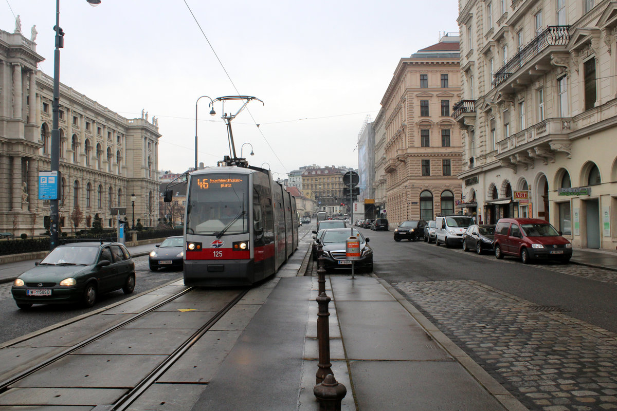 Wien Wiener Linien SL 46 (A1 125) I, Innere Stadt, Bellariastraße am 17. Februar 2017.