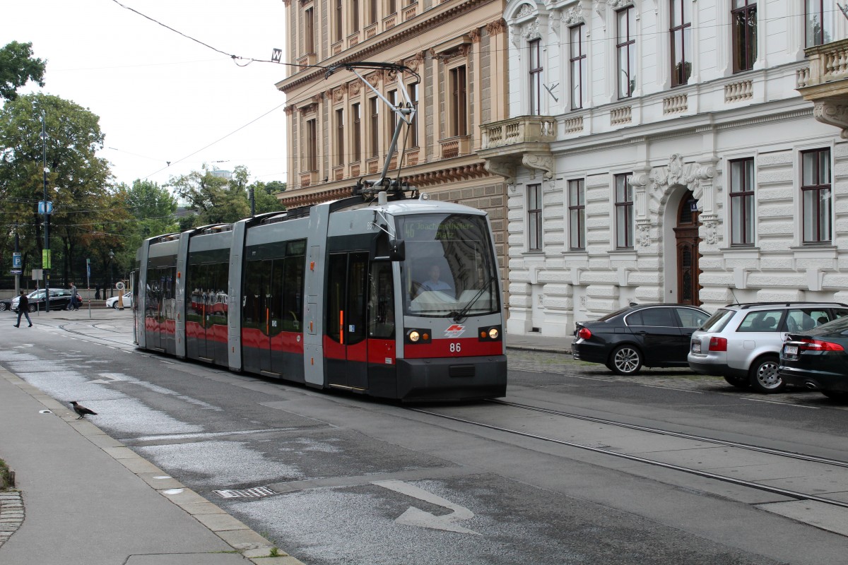 Wien Wiener Linien SL 46 (A1 86) Schmerlingplatz am 11. Juli 2014.