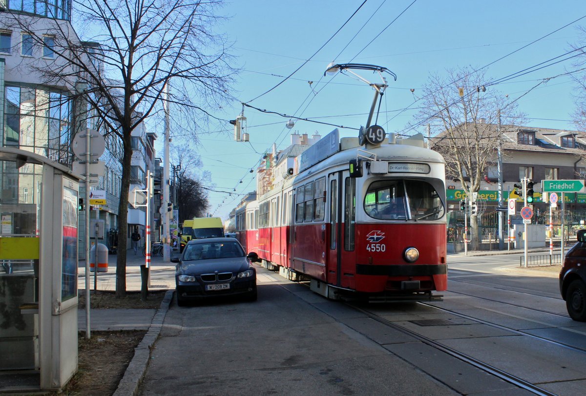 Wien Wiener Linien SL 49 (E1 4550 (Bombardier-Rotax 1975) + c4 1371 (Bombardier-Rotax 1977)) XIV, Penzing, Hütteldorfer Straße / Waidhausenstraße am 15. Feber / Februar 2017.