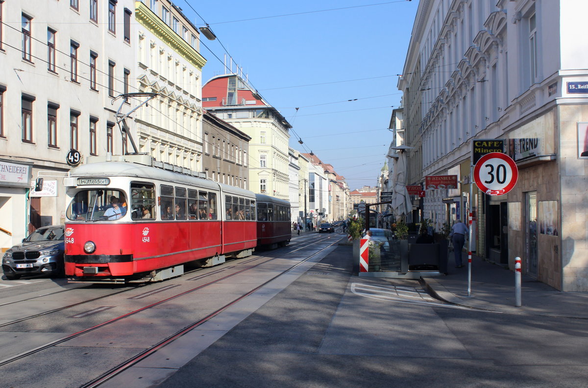 Wien Wiener Linien SL 49 (E1 4548 + c4 1372) XV, Rudolfsheim-Fünfhaus, Märzstraße / Reithofferplatz am 17. Oktober 2017.