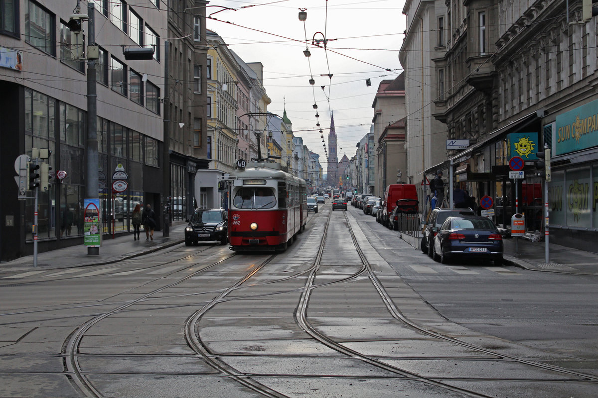 Wien Wiener Linien SL 49 (E1 4552) XV, Rudolfsheim-Fünfhaus, Märzstraße / Neubaugürtel am 16. März 2018.