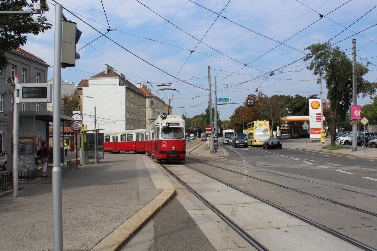Wien Wiener Linien SL 49: Der E1 4515 (mit dem c4 13**) rückt am 2. August 2018 in den Betriebsbahnhof Rudolfsheim ein.