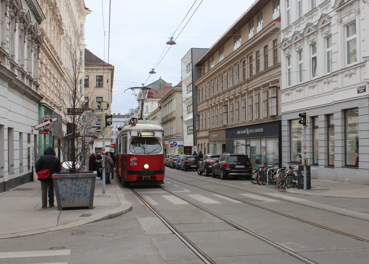 Wien Wiener Linien SL 49 (E1 4536 (Bombardier-Rotax 1974)) VII, Neubau, Westbahnstraße / Zieglergasse (Hst. Zieglergasse) am 11. Feber / Februar 2019.