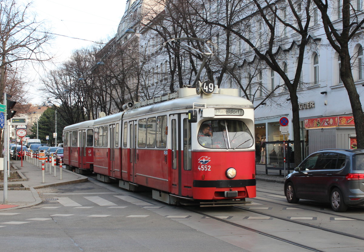 Wien Wiener Linien SL 49 (E1 4552 + c4 1338 (Bombardier-Rotax 1976 bzw. 1975)) XIV, Penzing, Breitensee / Penzing, Hütteldorfer Straße / Leyserstraße / Ameisgasse am 13. Feber / Februar 2019.