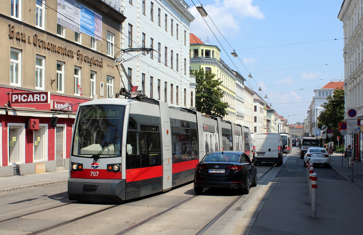 Wien Wiener Linien SL 49 (B1 707) XV, Rudolfsheim-Fünfhaus, Märzstraße am 26. Juli 2016.