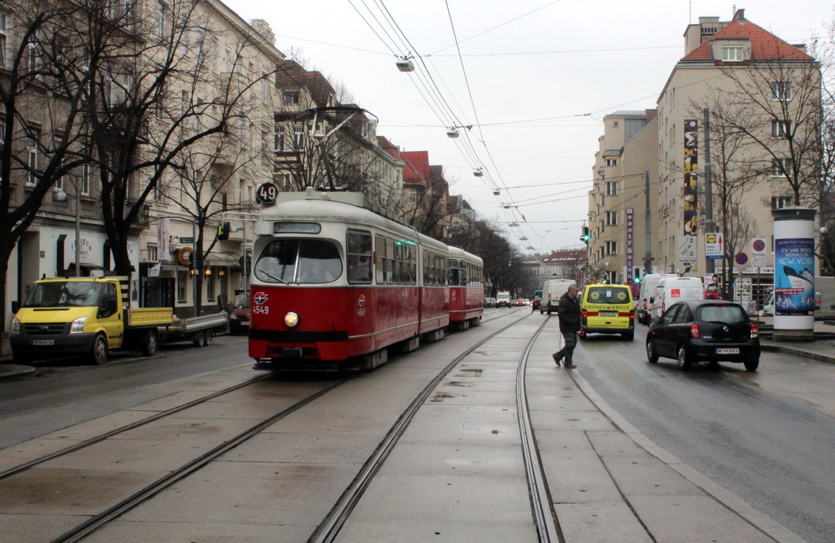 Wien Wiener Linien SL 49 (E1 4549 + c4 1362) XV, Rudolfsheim-Fünfhaus, Hütteldorfer Straße am 17. Februar 2016.