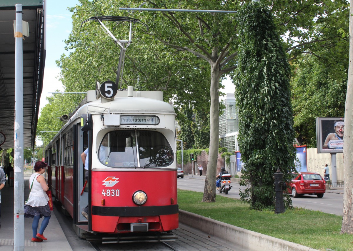 Wien Wiener Linien SL 5 (E1 4830) Westbahnhof am 9. Juli 2014.
