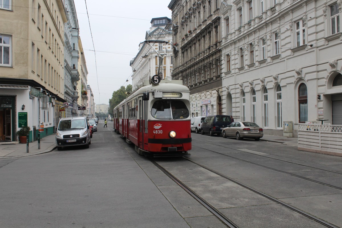 Wien Wiener Linien SL 5 (E1 4830) Rauscherstraße / Bäuerlegasse am 13. Oktober 2015.