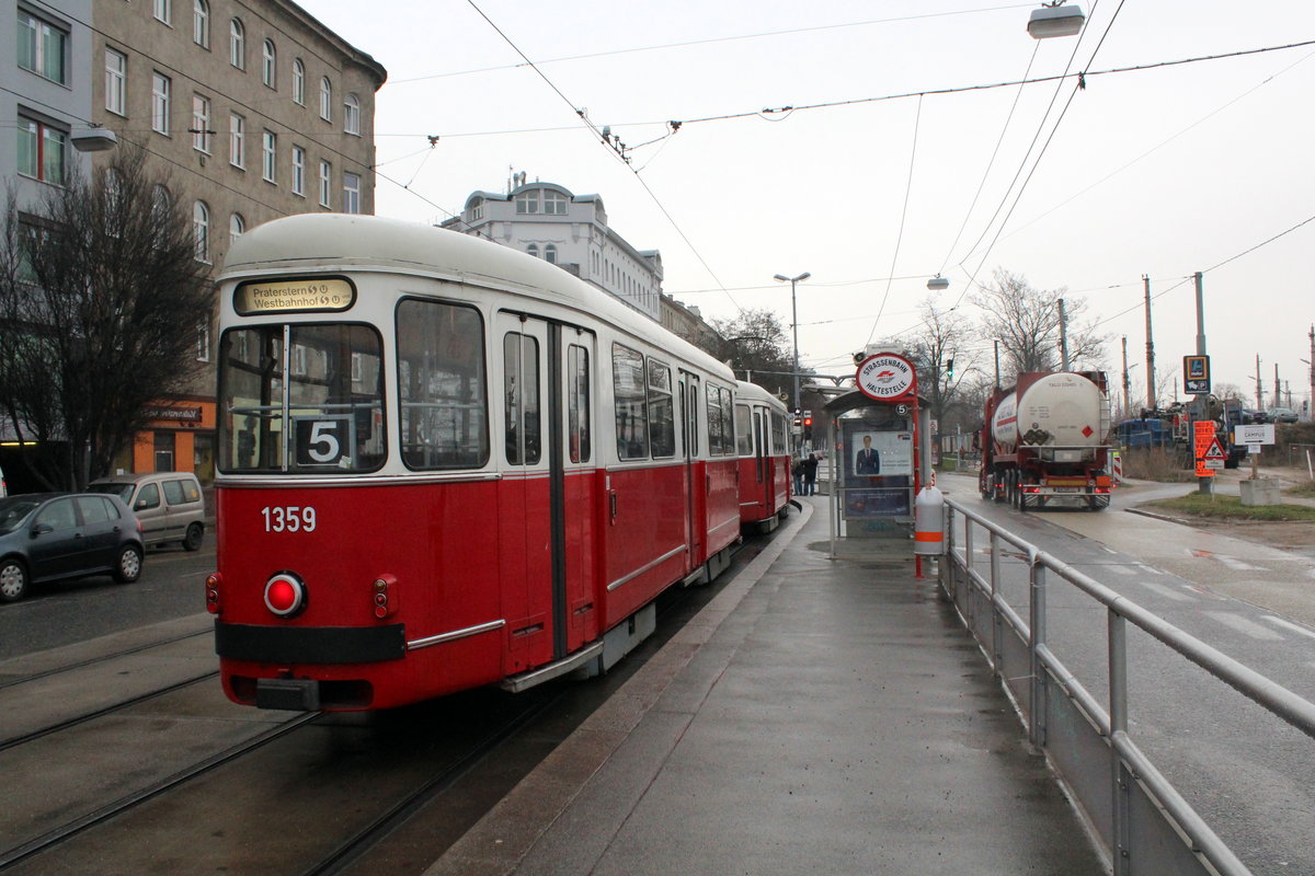 Wien Wiener Linien SL 5 (c4 1359) Leopoldstadt, Nordbahnstraße am 17. Februar 2016.