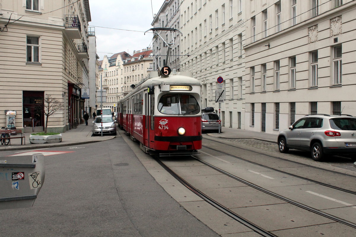Wien Wiener Linien SL 5 (E1 4734) Josefstadt, Florianigasse / Albertgasse am 16. Februar 2016.