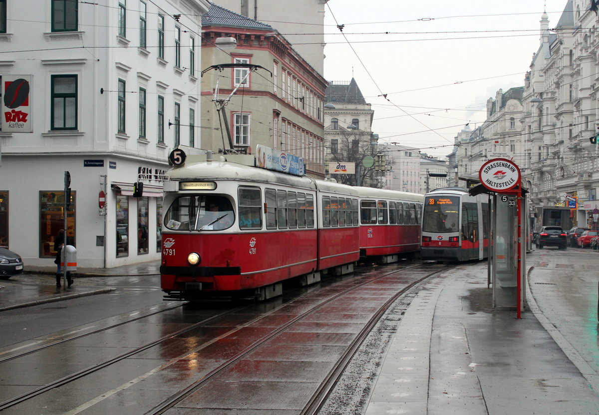 Wien Wiener Linien SL 5 (E1 4791 + c4 1328) IX, Alsergrund, Spitalgasse / Severingasse am 17. Februar 2017. - 1862 erhielt die Spitalgasse ihren Namen nach dem Wiener Allgemeinen Krankenhaus. - Severingasse wurde 1862 nach dem im Jahre 482 gestorbenen Heiligen Severin benannt.