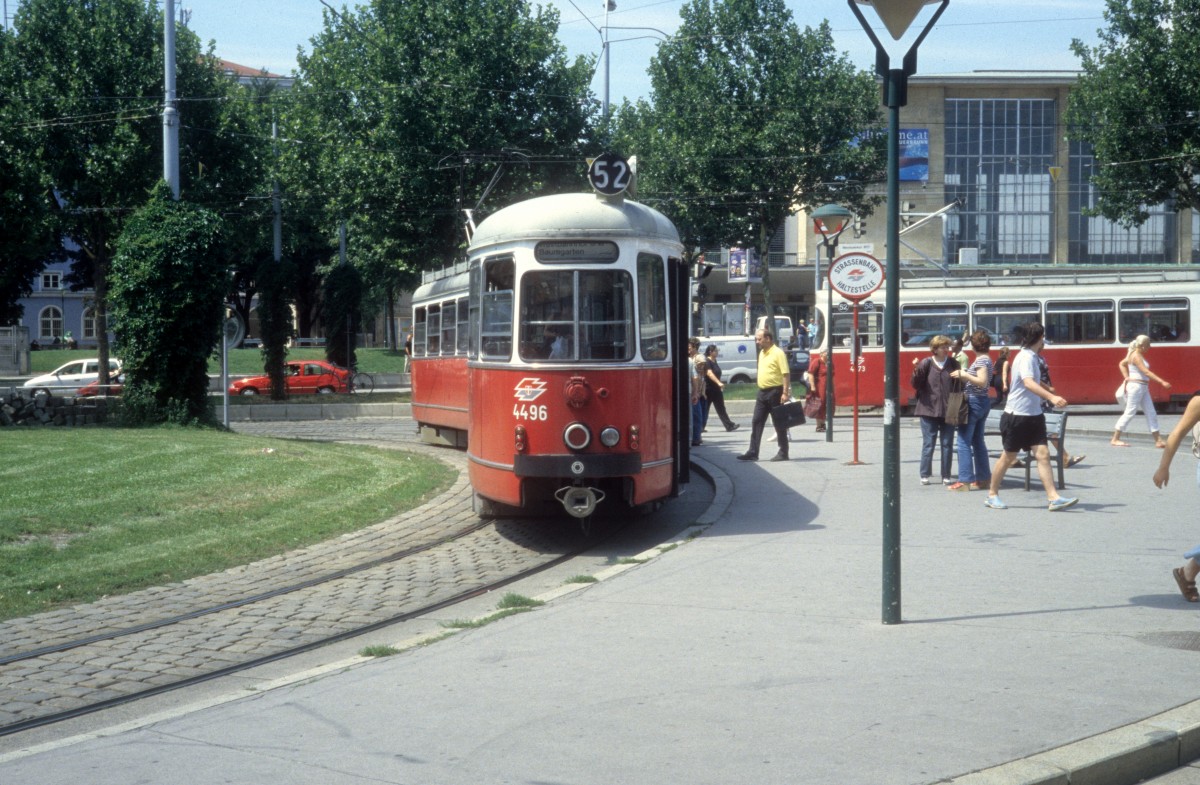 Wien Wiener Linien SL 52 (E1 4496) Westbahnhof im Juli 2005.