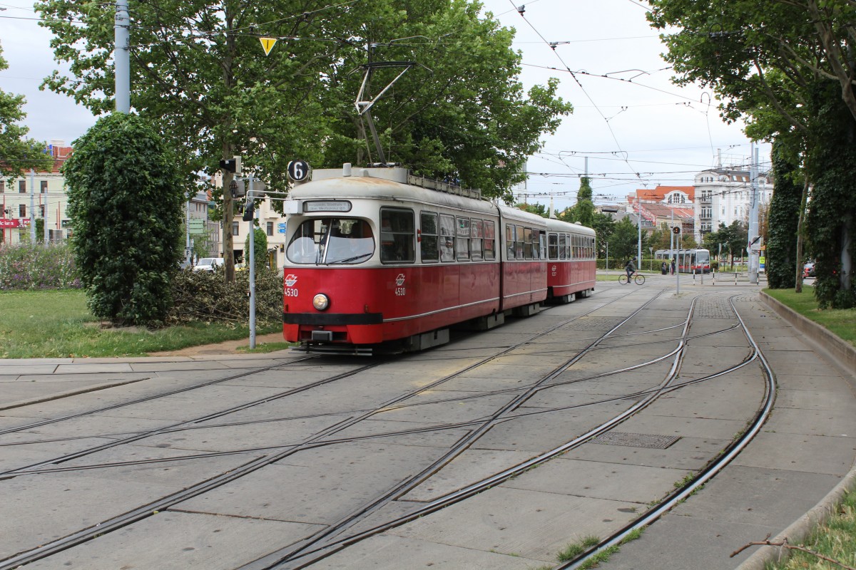 Wien Wiener Linien SL 6 (E1 4830) Westbahnhof am 9. Juli 2014.