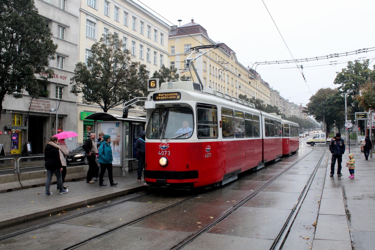 Wien Wiener Linien SL 6 (E2 4073) Margaretengürtel (Hst. Margaretengürtel / Arbeitergasse) am 15. Oktober 2015.