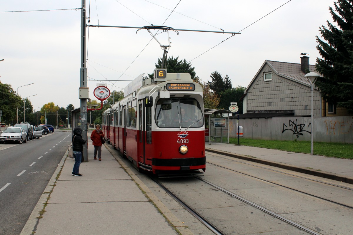 Wien Wiener Linien SL 6 (E2 4093) Hst. Pantucekgasse / Widholzgasse am 12. Oktober 2015.