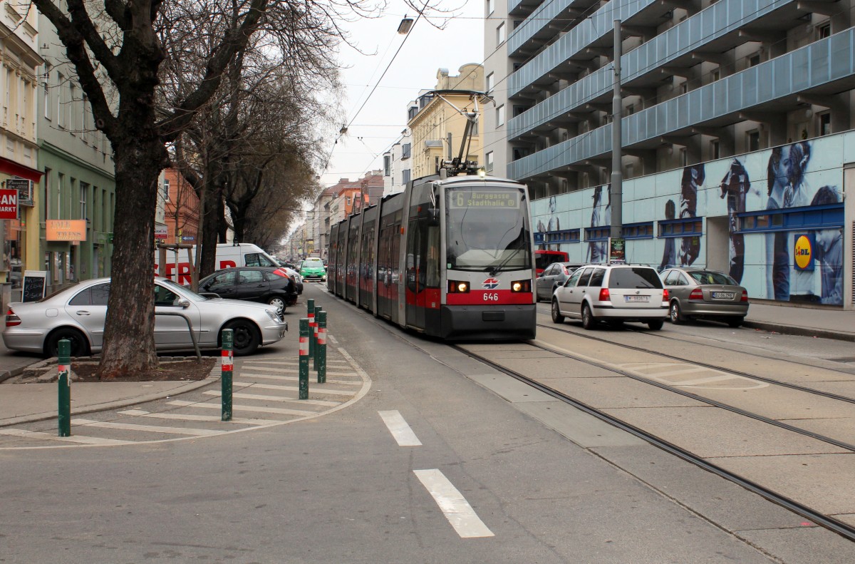 Wien Wiener Linien SL 6 (B 646) Quellenstraße am 14. Februar 2016.