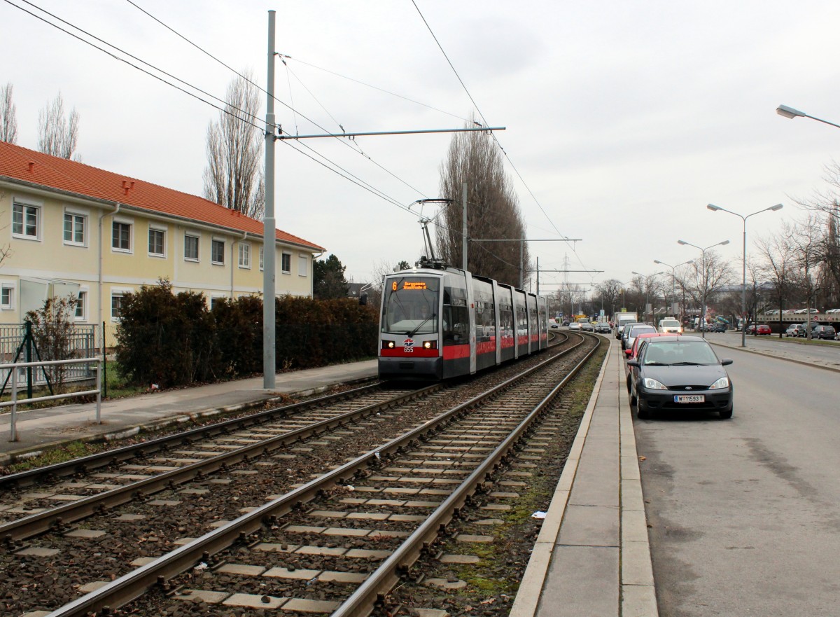 Wien Wiener Linien SL 6 (B 655) Etrichstraße am 15. Februar 2016.