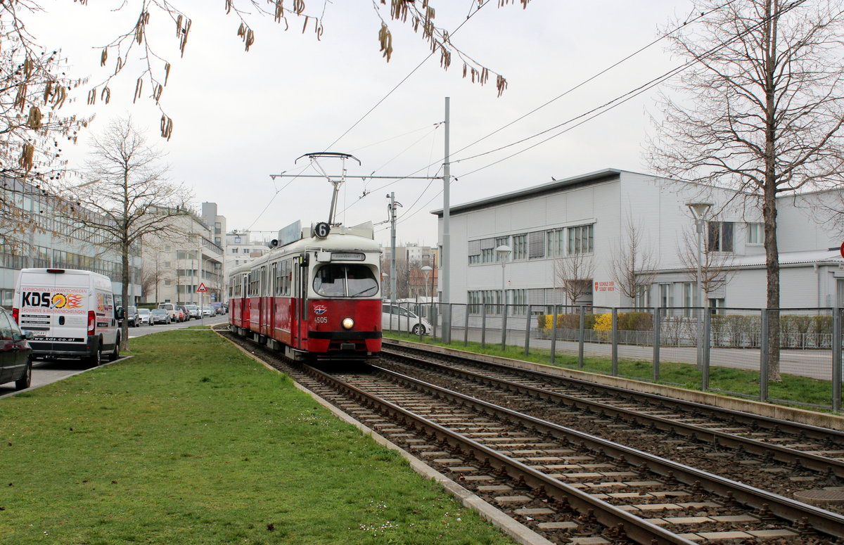 Wien Wiener Linien SL 6 (E1 4505 + c3 1222) Simmering, Svetelskystraße am 22. März 2016.