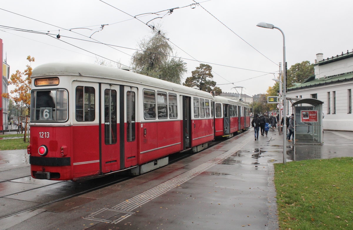 Wien Wiener Linien SL 6 (c3 1213 + E1 4522) Hst. Margaretengürtel am 18. Oktober 2016.