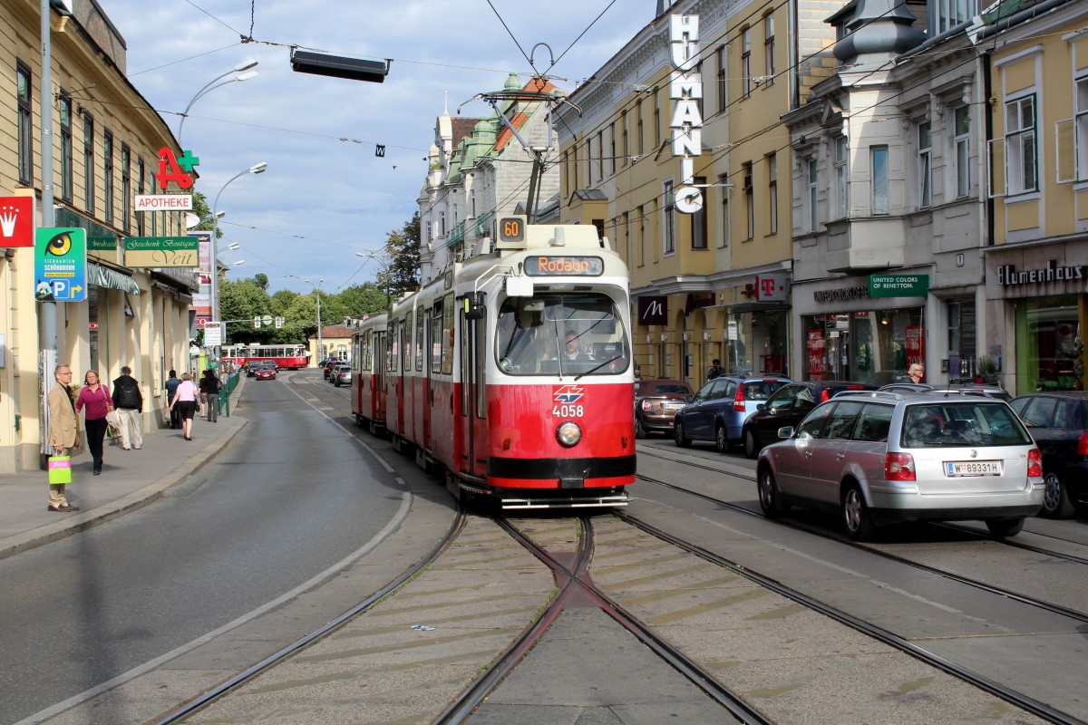 Wien Wiener Linien SL 60 (E2 4058) Hietzinger Hauptstrasse am 9. Juli 2014.