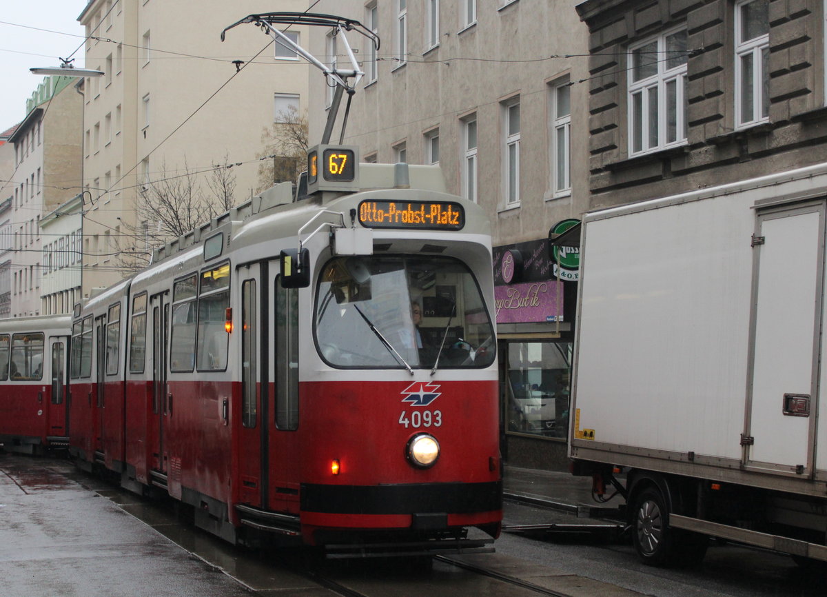 Wien Wiener Linien SL 67 (E2 4093) X, Favoriten, Leibnizgasse am 16. März 2018.