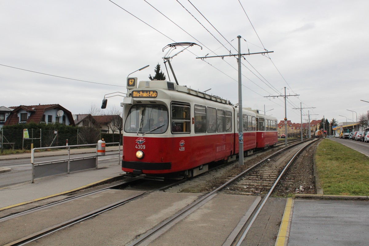 Wien Wiener Linien SL 67 (E2 4309 (Rotax 1978)) Neilreichgasse / Sahulkastraße am 15. februar 2016.