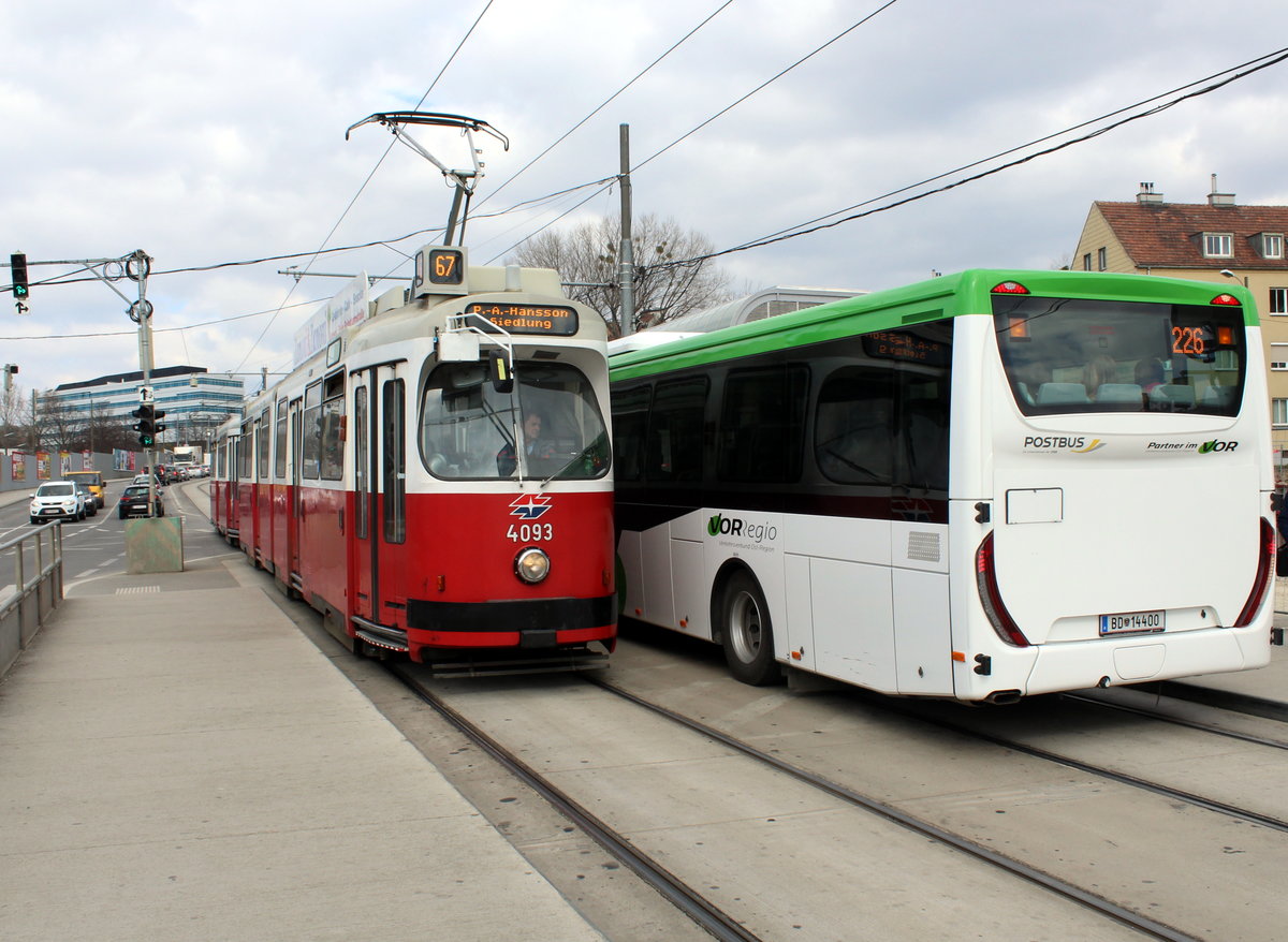 Wien Wiener Linien SL 67 (E2 4093 + c5 1493) Favoriten (10. (X) Bezirk), Favoritenstraße / Alaudagasse am 21. März 2016.