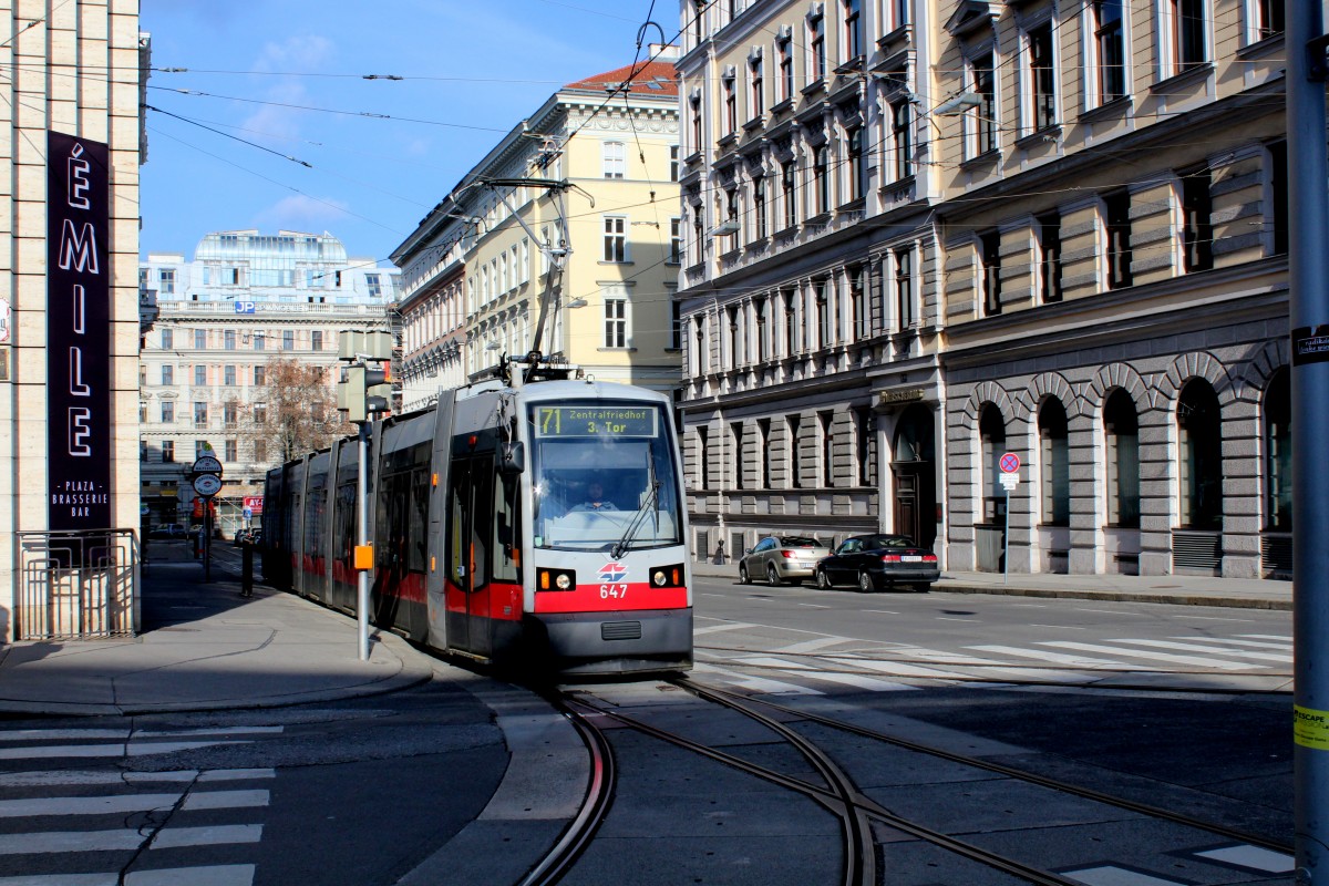 Wien Wiener Linien SL 71 (B 647) Wipplingerstraße / Schottenring am 20. Februar 2016.