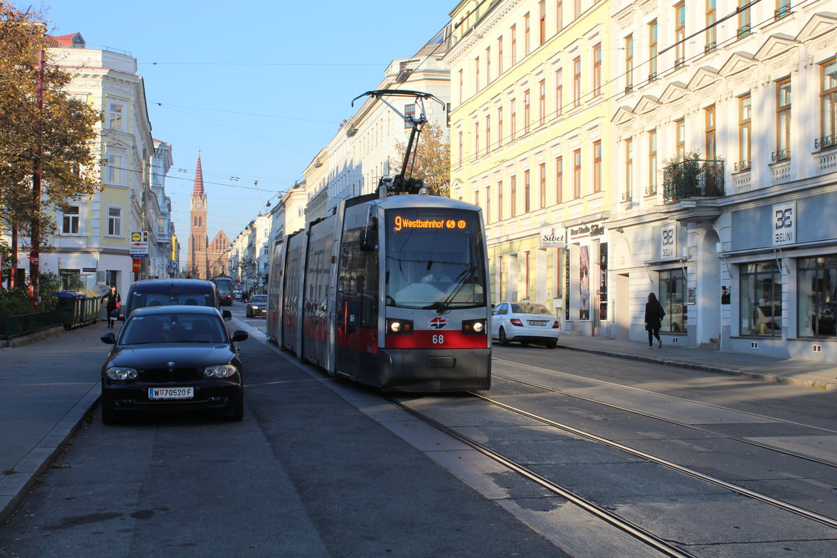 Wien Wiener Linien SL 9 (A1 68) XV, Rudolfsheim-Fünfhaus, Fünfhaus, Märzstraße / Reithofferplatz am 16. Oktober 2018.