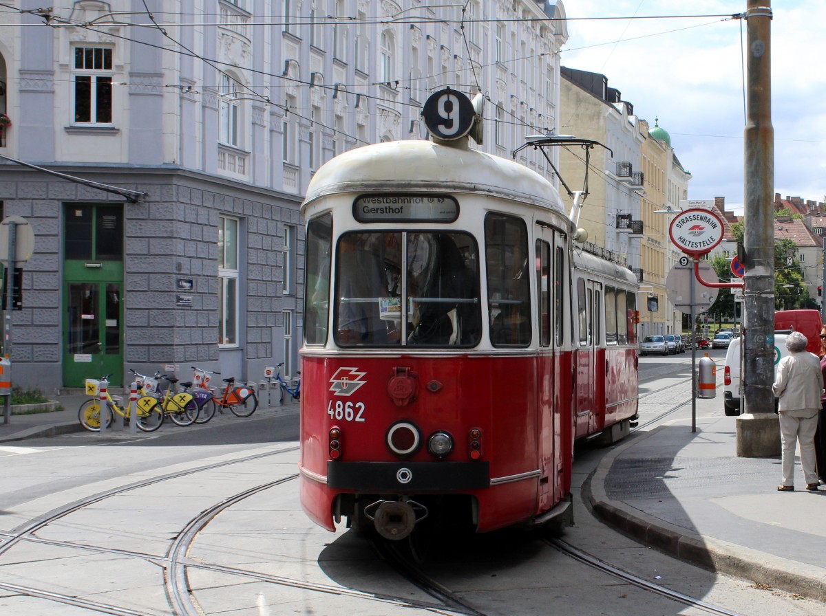 Wien Wiener Linien SL 9 (E1 4862) S Gersthof / Simonygasse am 10. Juli 2014. 