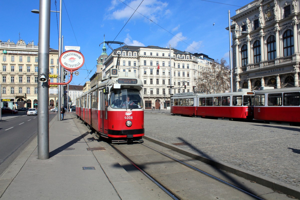 Wien Wiener Linien SL D (E2 4006) Schwarzenbergplatz am 20. Februar 2016.