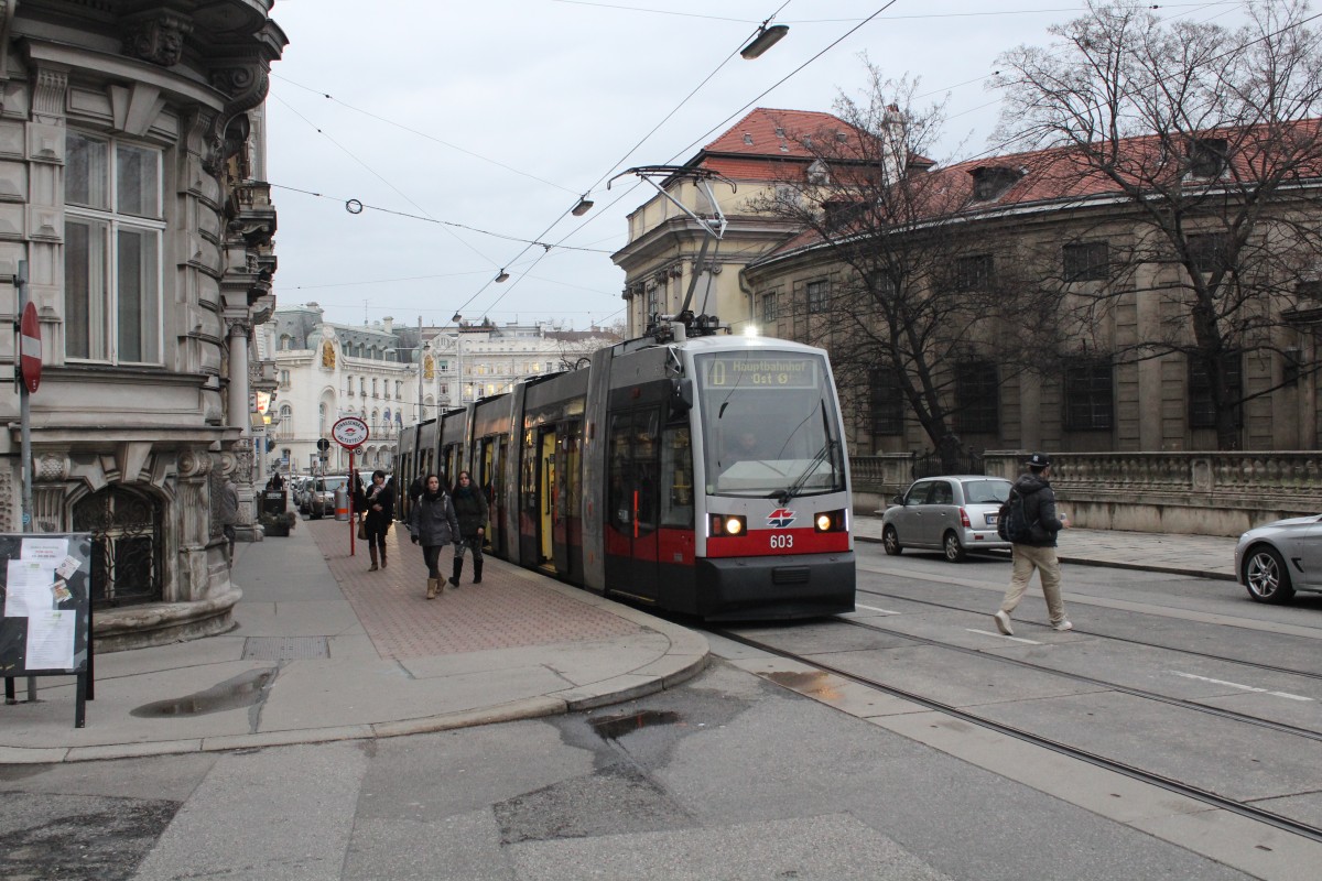Wien Wiener Linien SL D (B 603) Prinz-Eugen-Straße (Hst. Gußhausstraße) am 15. Februar 2016.