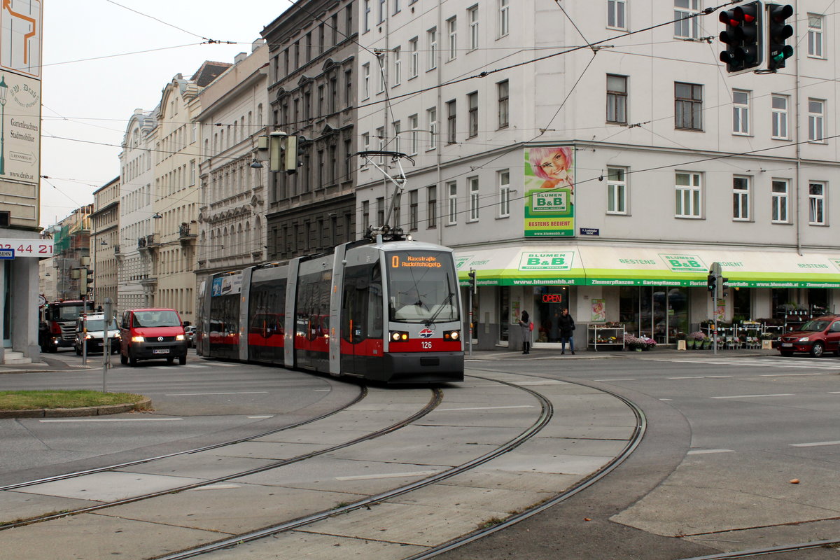 Wien Wiener Linien SL O (ULF A1 126) III, Landstraße, Landstraßer Gürtel / Fasangasse am 17. Oktober 2019.