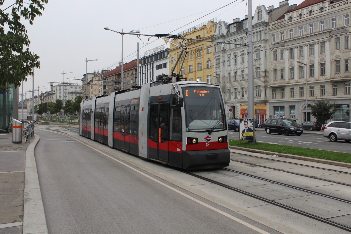 Wien Wiener Linien SL O (A 18) Wiedner Gürtel am 11. Oktober 2015.
