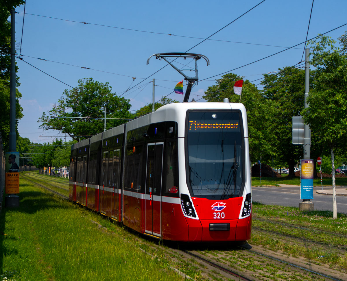 Wien 

Wiener Linien Typ D (Flexity Wien) 320 als Linie 71, Zentralfriedhof 2 Tor, 08.06.2021. 