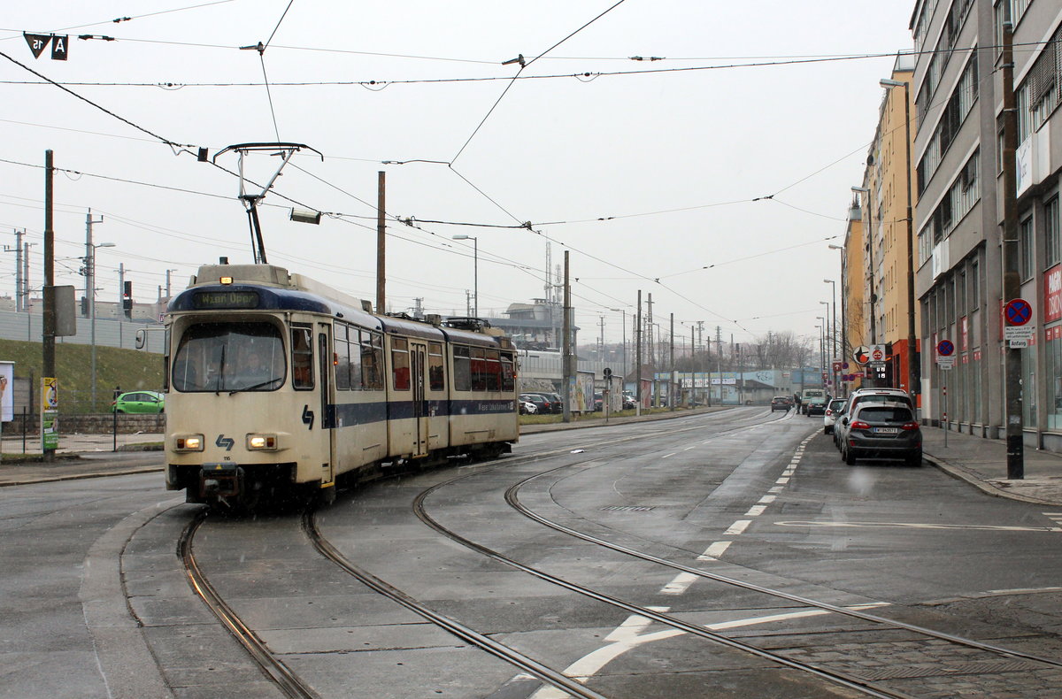 Wien Wiener Lokalbahnen (WLB) Tw 116 XII, Meidling, Eichenstraße / Wolfganggasse am 17. März 2018.