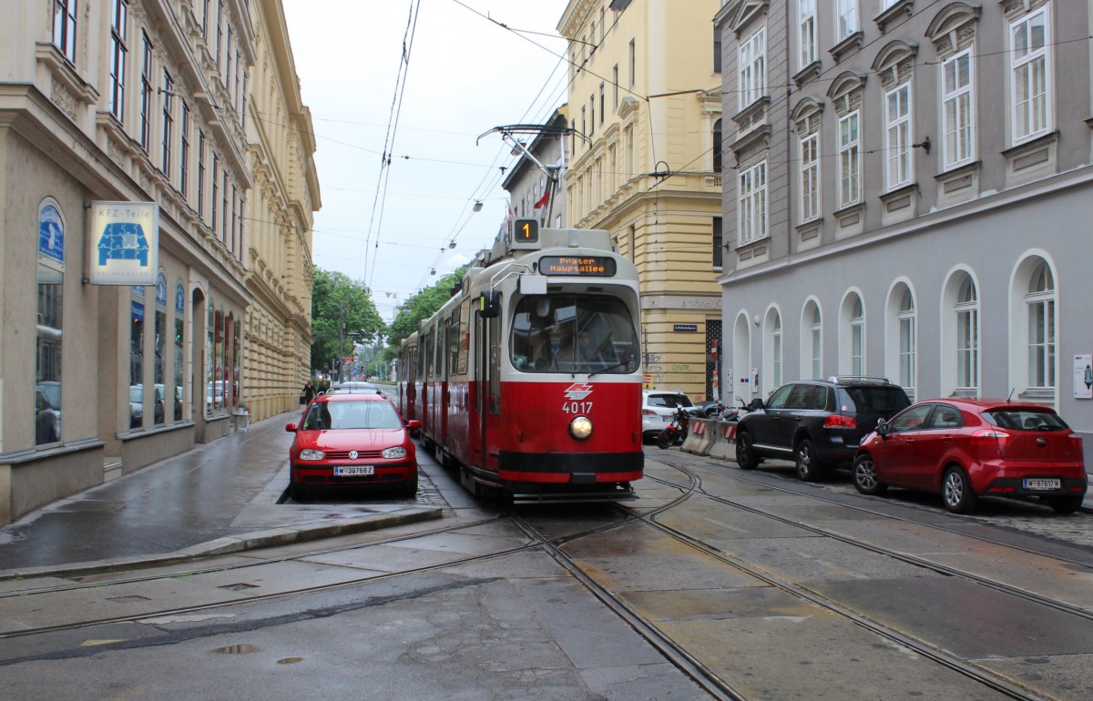 Wien WL SL 1 (E2 4017) Radetzkystrasse / Matthäusgasse am 2. Mai 2015.
