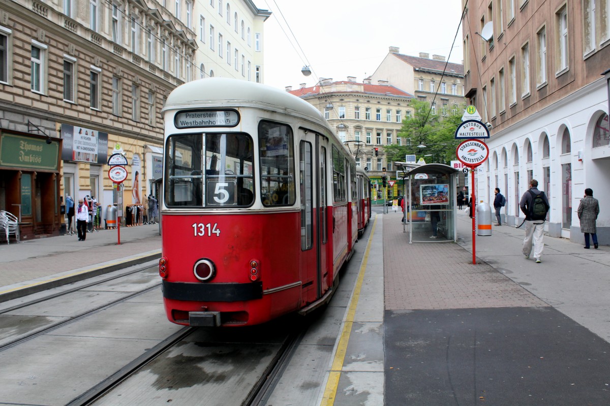 Wien WL SL 5 (c4 1314 + E1 4814) Hst. Rauscherstrasse am 2. Mai 2015.