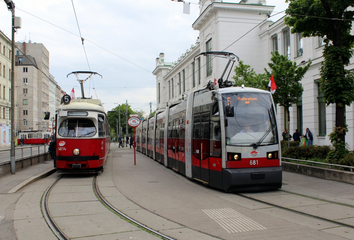 Wien WL SL 5 (E1 4814 / B 681) Hernalser Gürtel / Uhlplatz (Hst. U Josefstädter Strasse (Ank.)) am 2. Mai 2015. - Die Demonstration  Internationaler Hanfwandertag  verursachte am 2. Mai von ca. 15 bis ca. 22 Uhr Uhr Änderungen einiger Strassenbahnlinien, u.a. der Linie 5, die während der Demonstration nur zwischen Praterstern und Uhlplatz verkehrte.