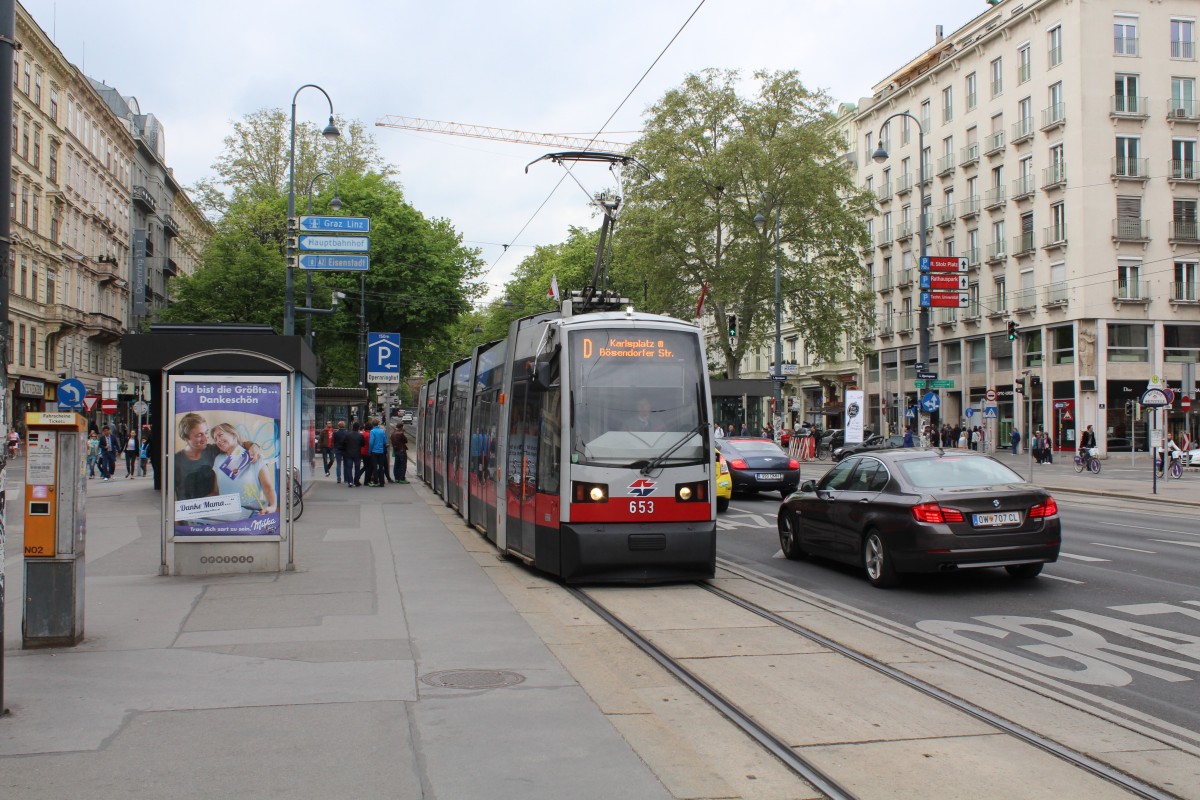 Wien WL SL D (B 653) Opernring am 1. Mai 2015.
