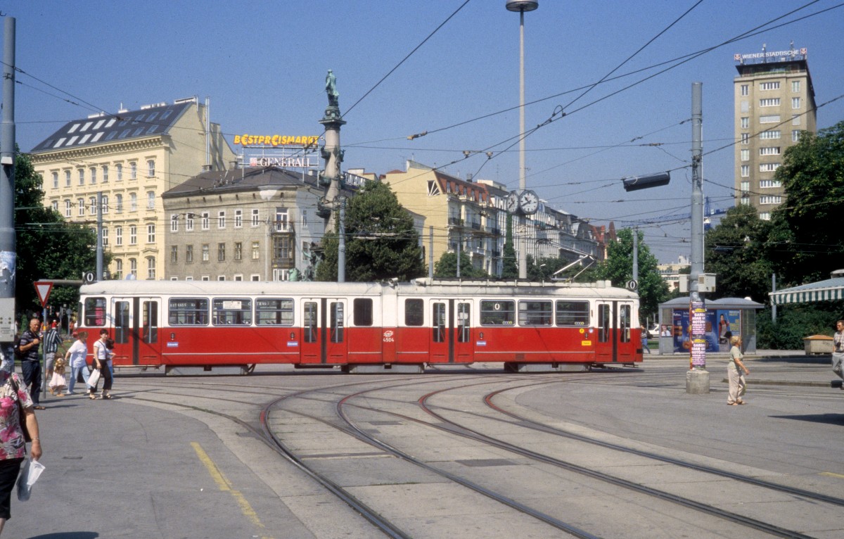 Wien WL SL O (E1 4504) Praterstern im Juli 2005.