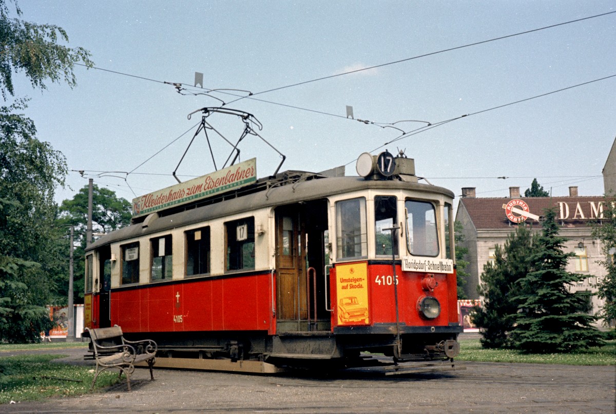 Wien WVB SL 17 (M 4105) Floridsdorf (Endstation Floridsdorf-Schnellbahn) am 13. Juni 1971. - Scan von einem Farbnegativ. Film: Kodacolor X. Kamera: Kodak Retina Automatic II.